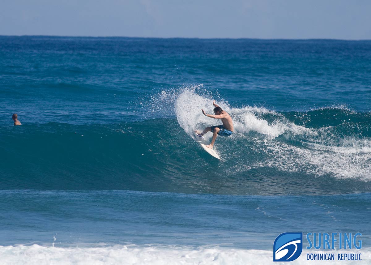 Surfing Encuentro Picture